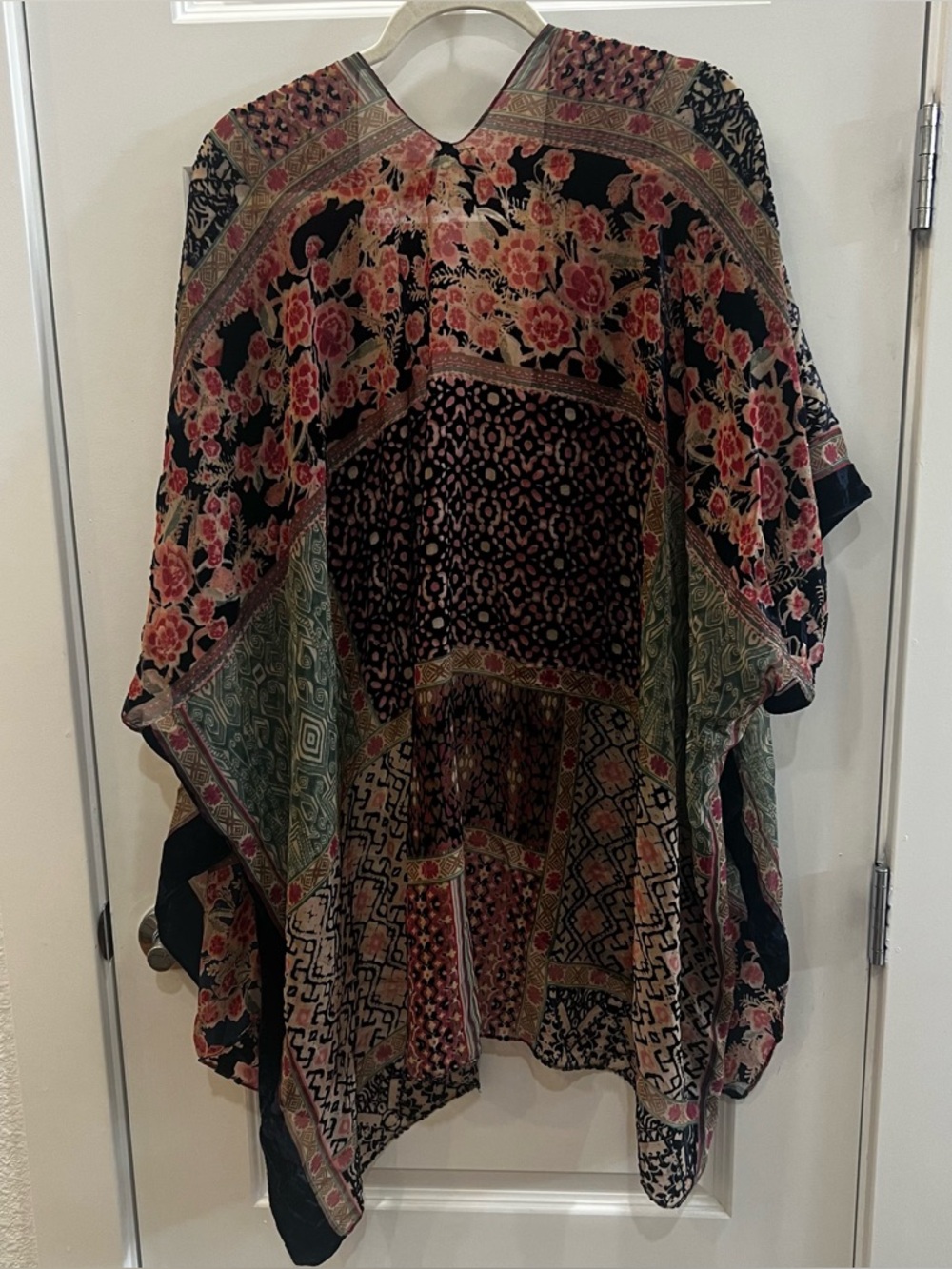 Anthropologie Frida Burnout Velvet Kimono - Picture 7 of 9
